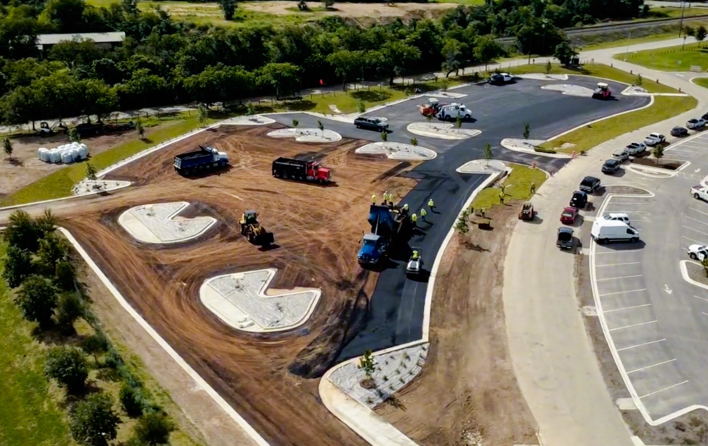 commercial asphalt paving