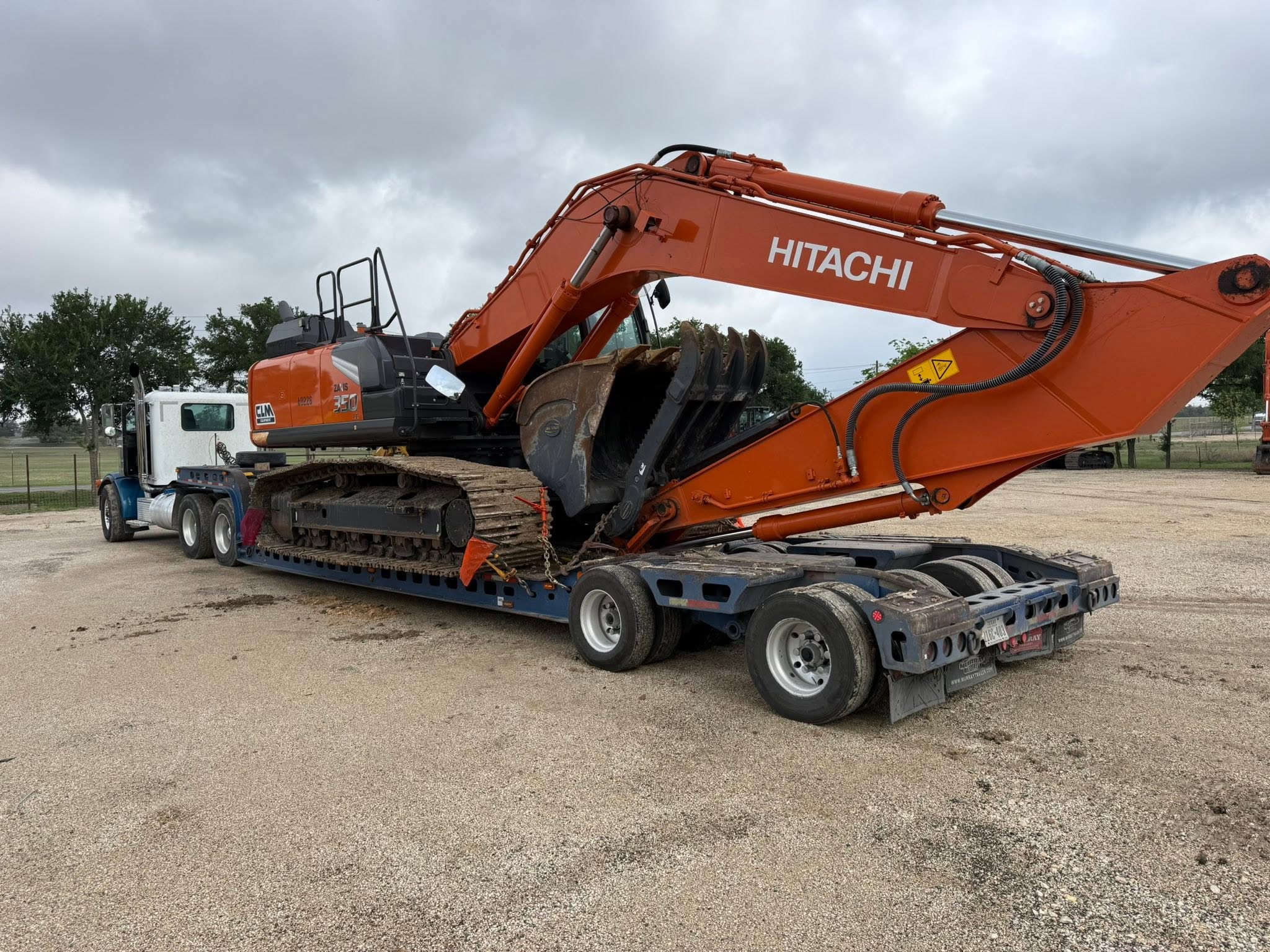 Heavy Haul & Material Logistics
